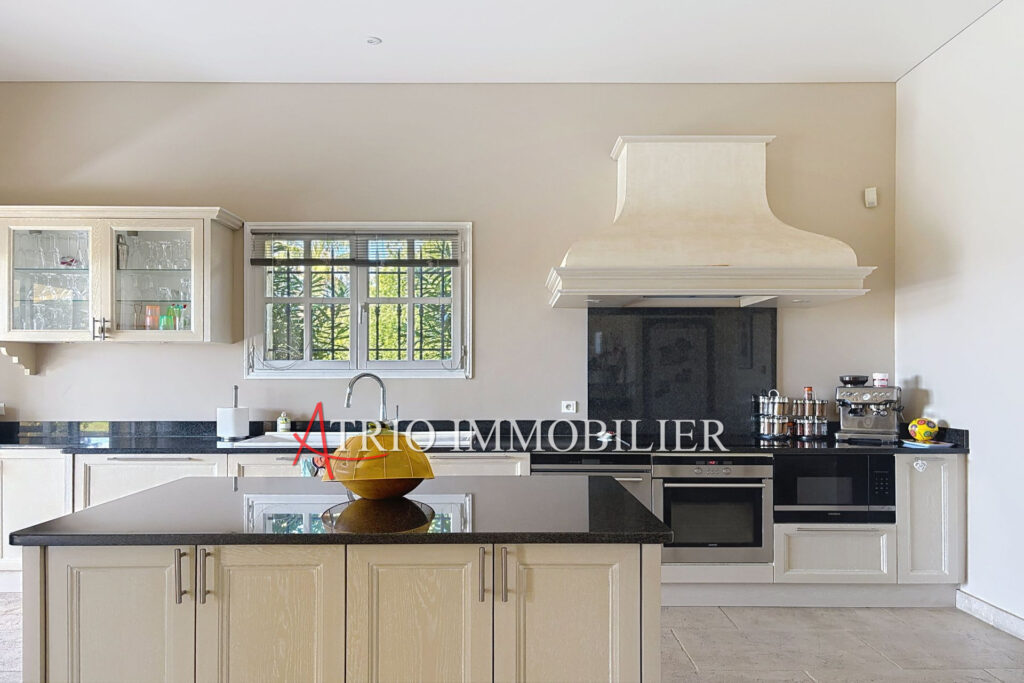 vente maison 5 Pièce(s) – 5 pièces – 4 chambres – 160.00 m²