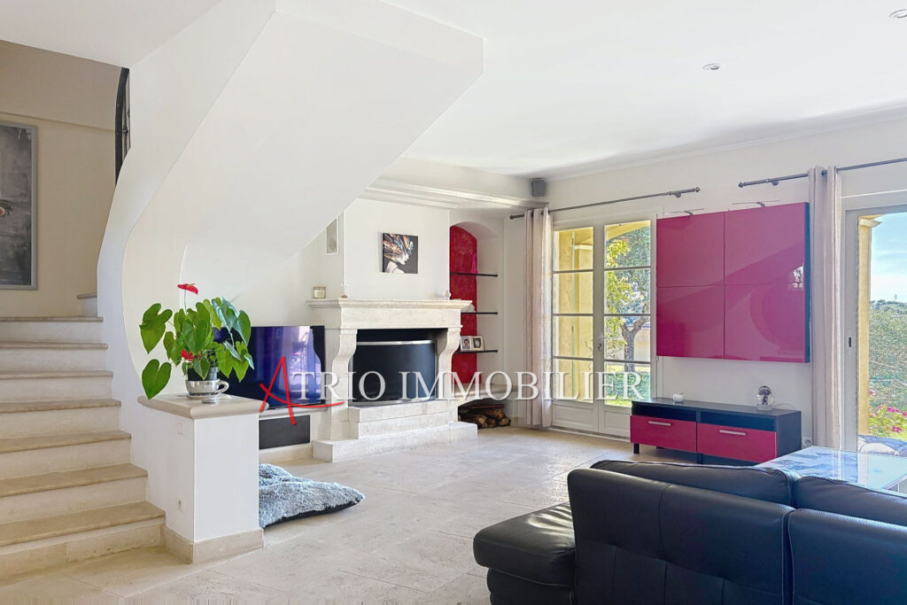 vente maison 5 Pièce(s) – 5 pièces – 4 chambres – 160.00 m²