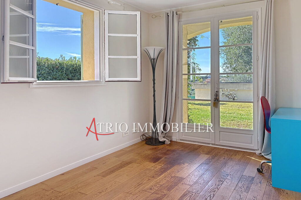 vente maison 5 Pièce(s) – 5 pièces – 4 chambres – 160.00 m²