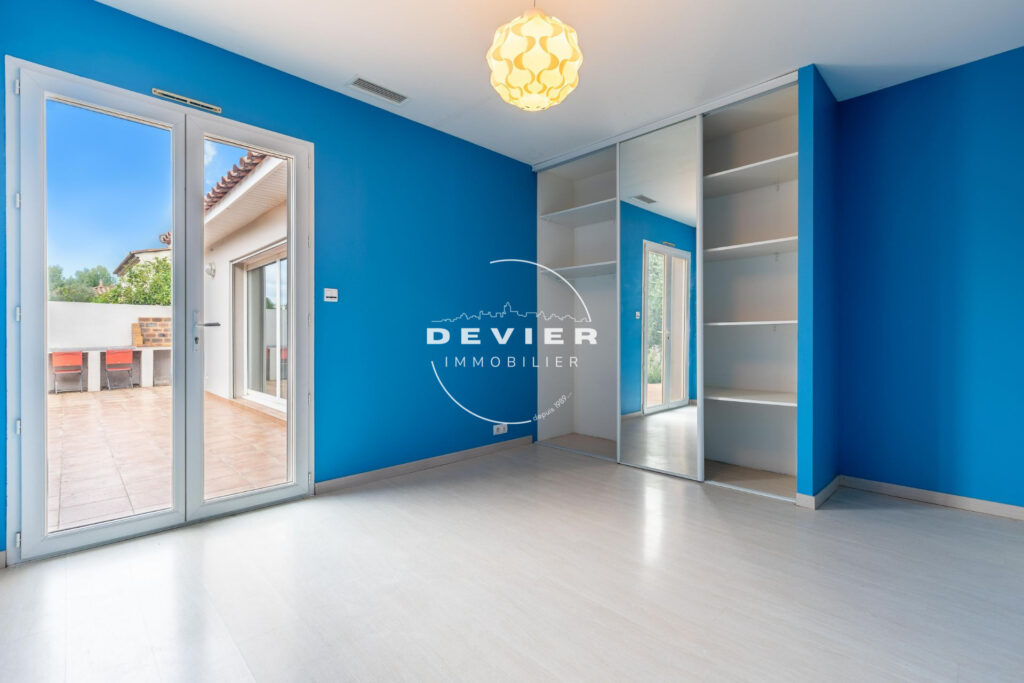 vente villa 5 Pièce(s) – 5 pièces – 4 chambres – 140.00 m²