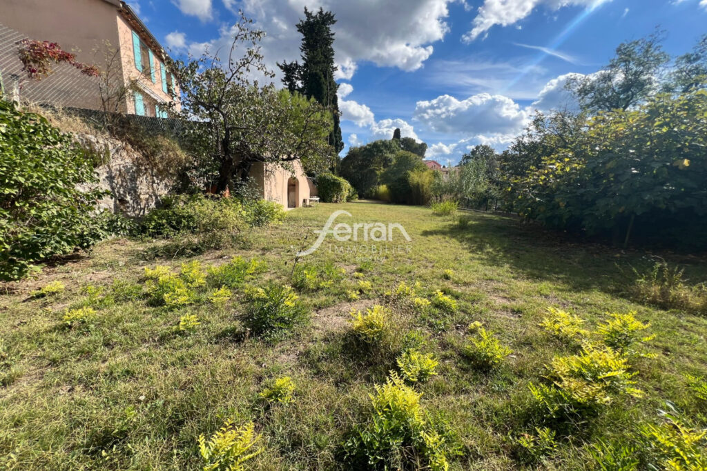 vente maison 6 Pièce(s) – 6 pièces – 5 chambres – 175.00 m²