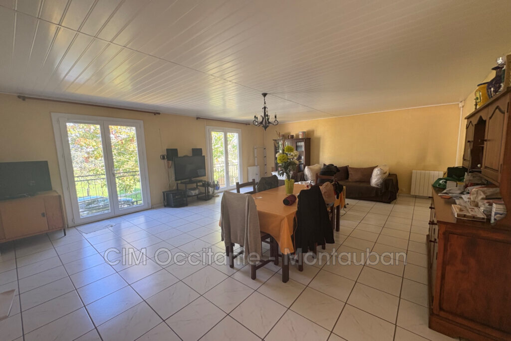 vente maison – NR pièces – 3 chambres – 102.00 m²