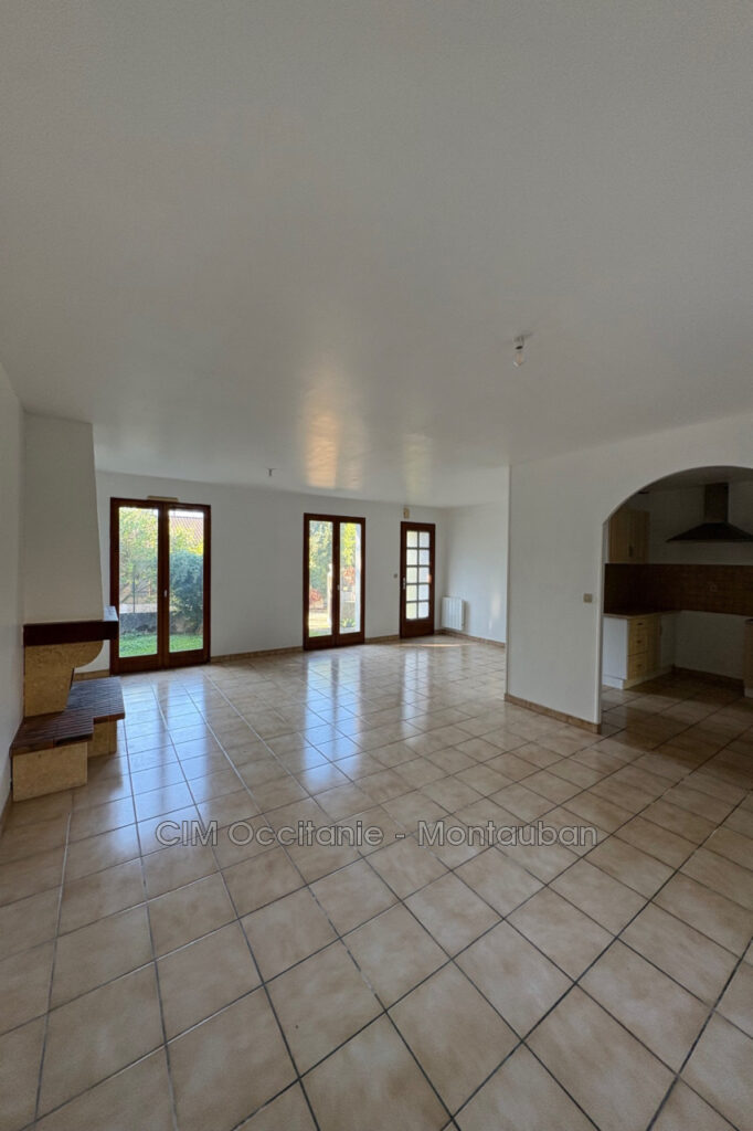 vente maison – NR pièces – 3 chambres – 108.00 m²