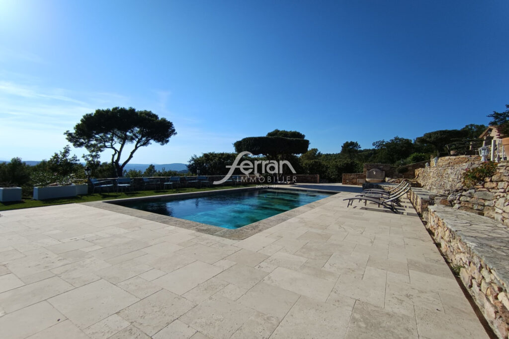 A vendre à Draguignan Deux villas totalisant 262m²hab, sur un  – 6 pièces – 5 chambres – 262.00 m²