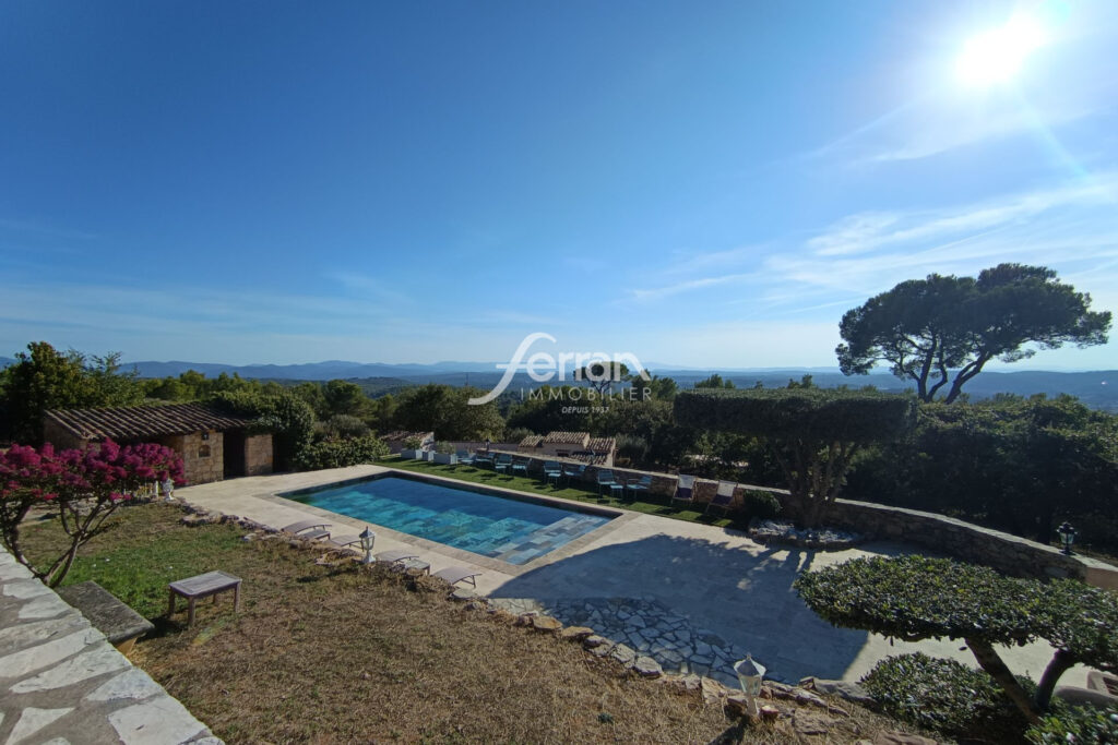 A vendre à Draguignan Deux villas totalisant 262m²hab, sur un  – 6 pièces – 5 chambres – 262.00 m²