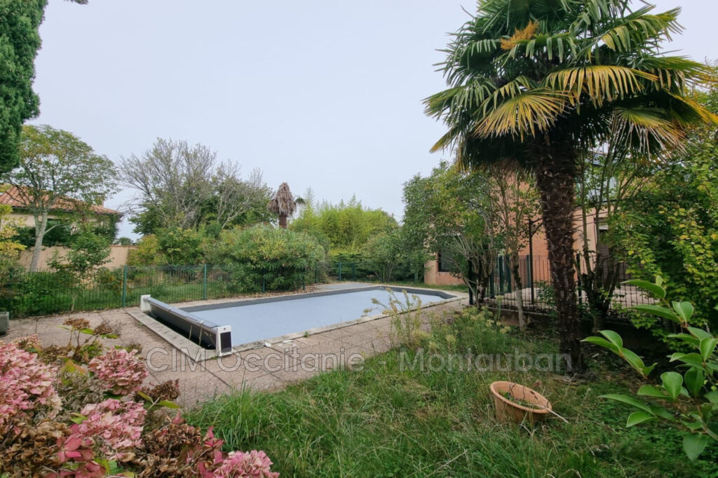 vente maison – NR pièces – 4 chambres – 216.00 m²