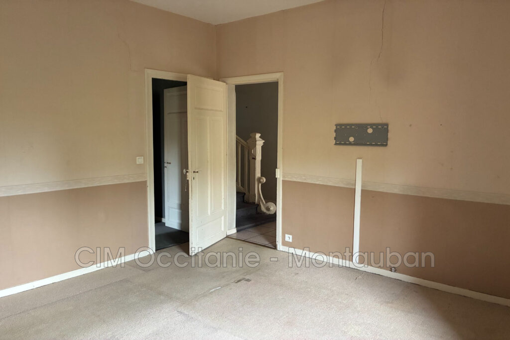 vente maison – NR pièces – 4 chambres – 216.00 m²