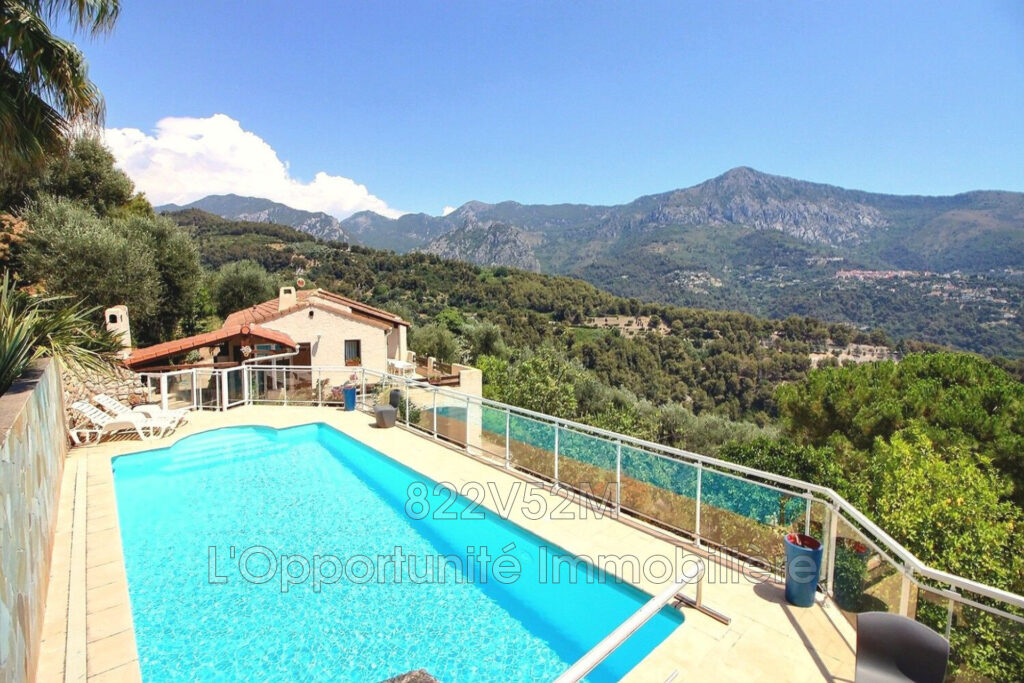 vente maison 5 Pièce(s) – 5 pièces – 4 chambres – 211.00 m²