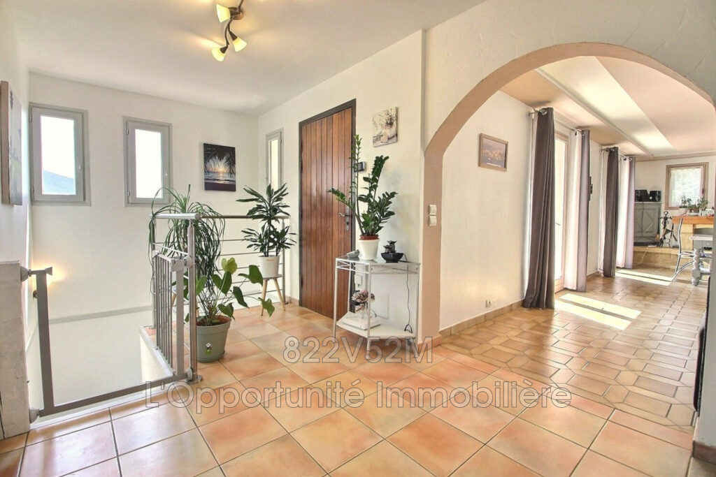 vente maison 5 Pièce(s) – 5 pièces – 4 chambres – 211.00 m²