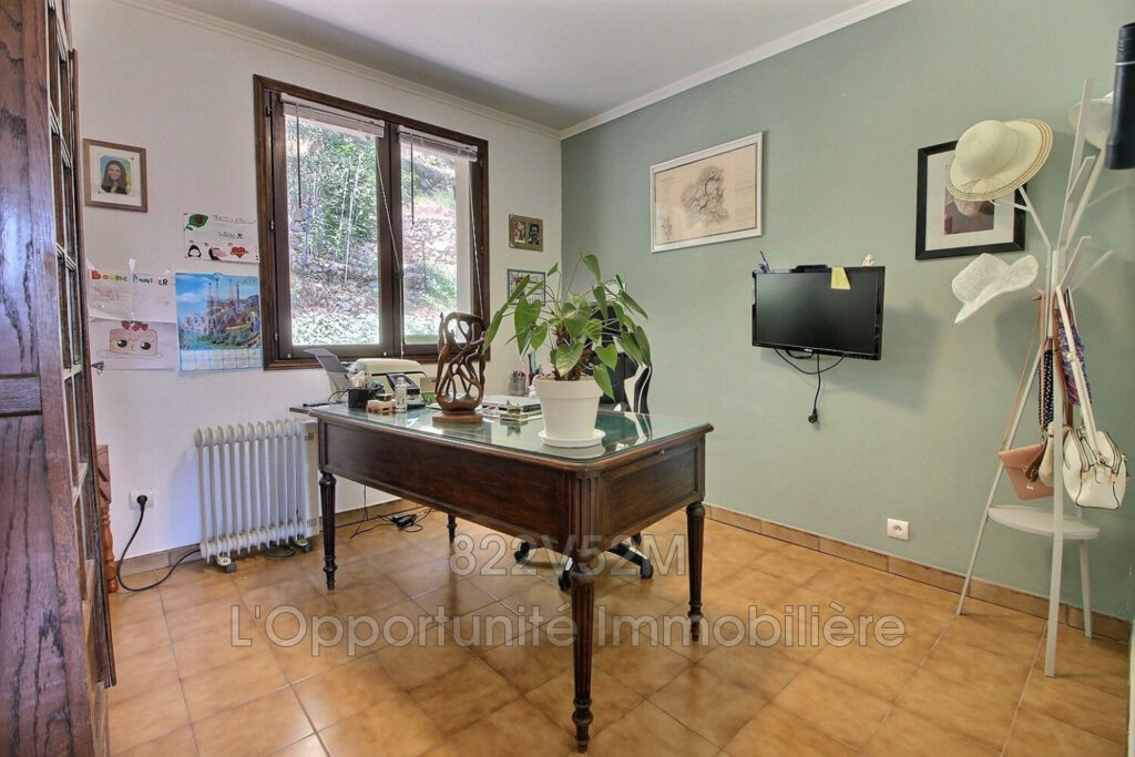 vente maison 5 Pièce(s) – 5 pièces – 4 chambres – 211.00 m²