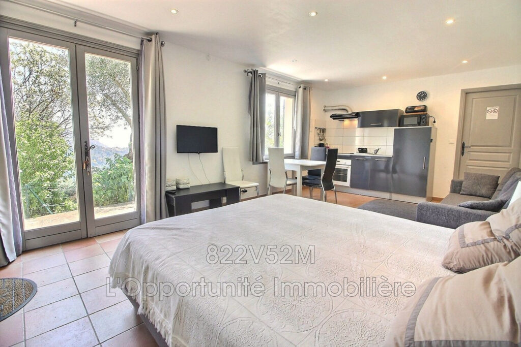 vente maison 5 Pièce(s) – 5 pièces – 4 chambres – 211.00 m²