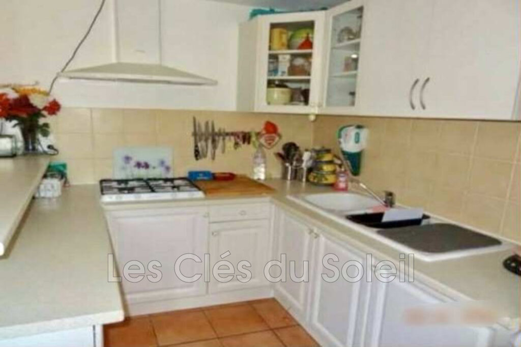 EXCLUSIVITÉ  T3 68 m²  1er et dernier étage  Brignoles  Id – 3 pièces – 2 chambres – 68.00 m²