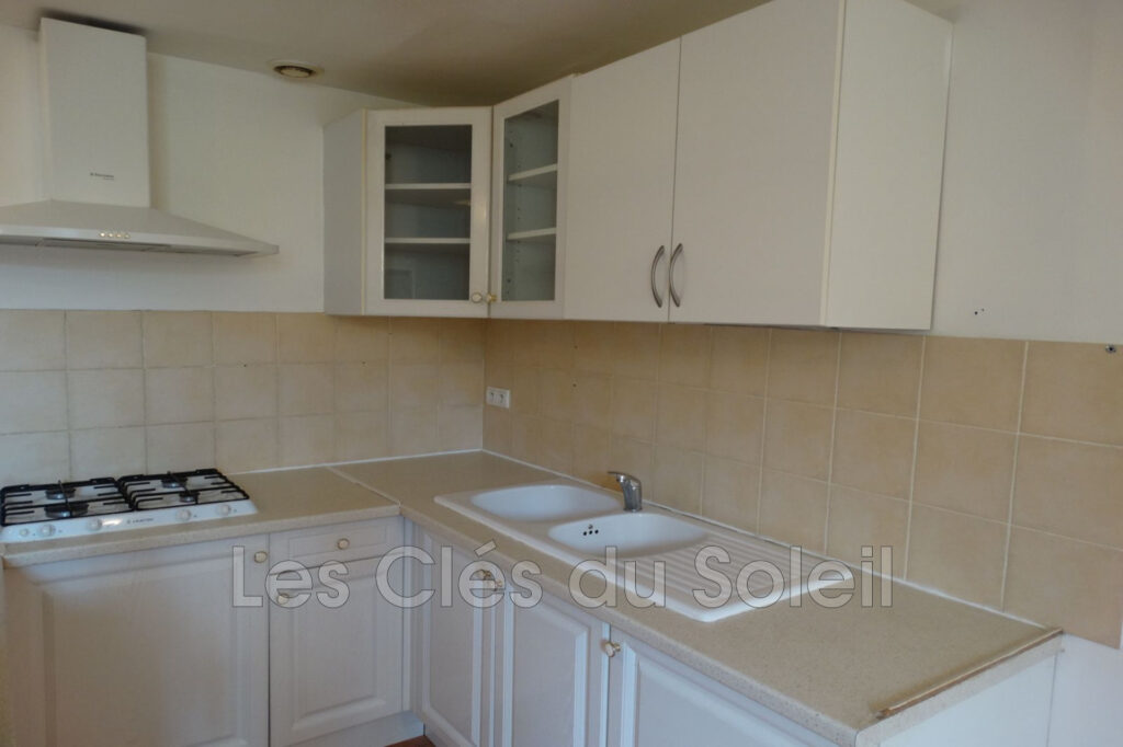 EXCLUSIVITÉ  T3 68 m²  1er et dernier étage  Brignoles  Id – 3 pièces – 2 chambres – 68.00 m²