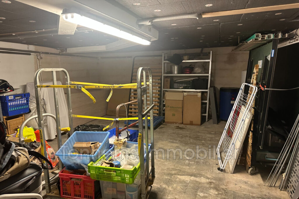 Maison 144 m2 avec piscine et grand terrain  Calme absolu à T – 5 pièces – 3 chambres – 144.00 m²