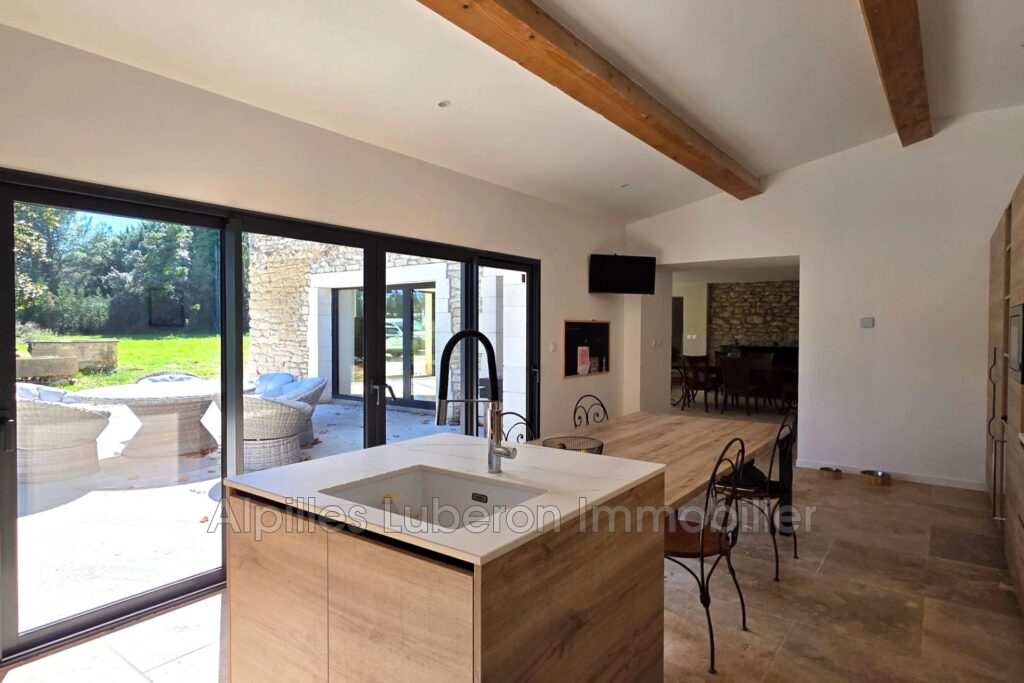 vente mas 9 Pièce(s) – 9 pièces – 6 chambres – 380.00 m²