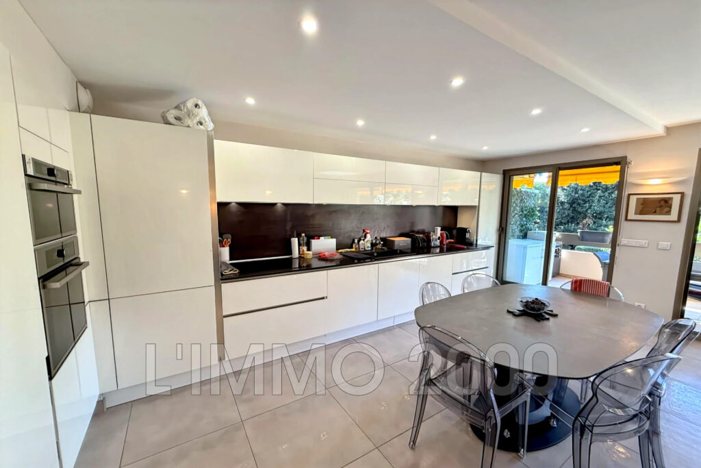 location saisonnière appartement 3 Pièce(s) – 3 pièces – 2 chambres – 82.00 m²