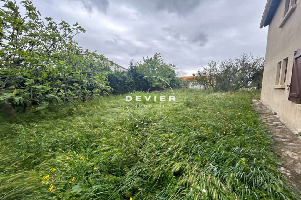 vente villa 6 Pièce(s) – 6 pièces – 4 chambres – 143.00 m²