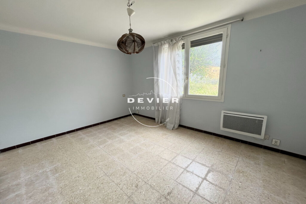 vente villa 6 Pièce(s) – 6 pièces – 4 chambres – 143.00 m²