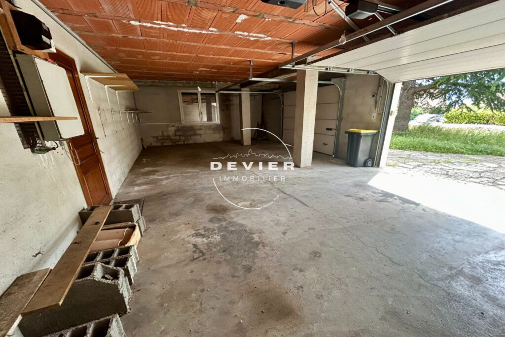 vente villa 6 Pièce(s) – 6 pièces – 4 chambres – 143.00 m²