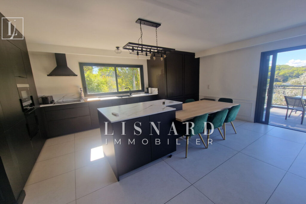 vente maison 4 Pièce(s) – 4 pièces – 3 chambres – 103.00 m²