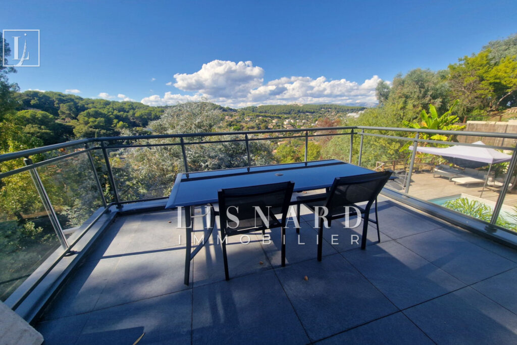 vente maison 4 Pièce(s) – 4 pièces – 3 chambres – 103.00 m²