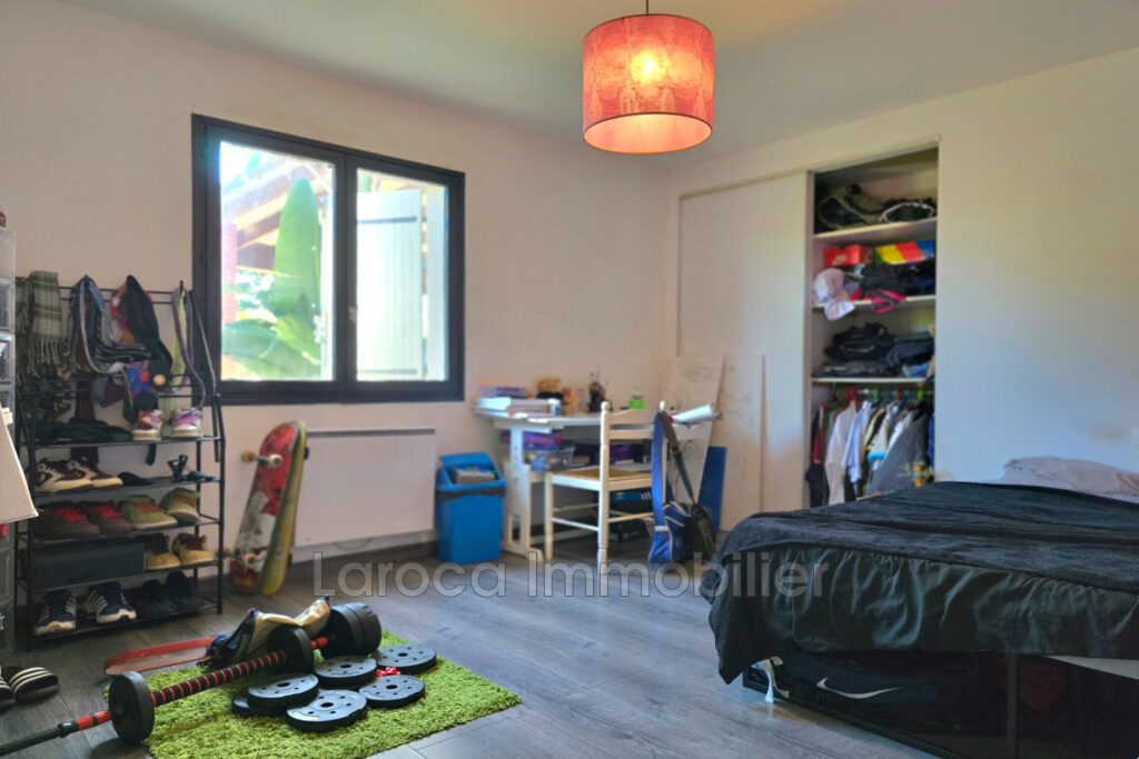 Vente villa à Laroque des Albères – 4 pièces – 3 chambres – 154.00 m²