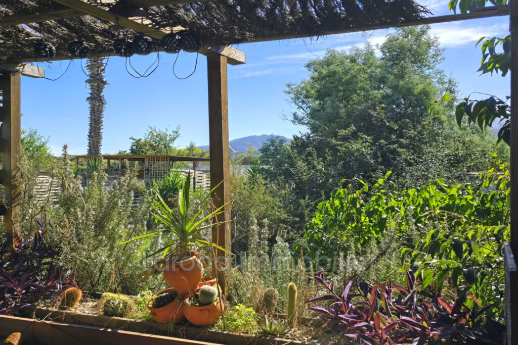 Vente villa à Laroque des Albères – 4 pièces – 3 chambres – 154.00 m²