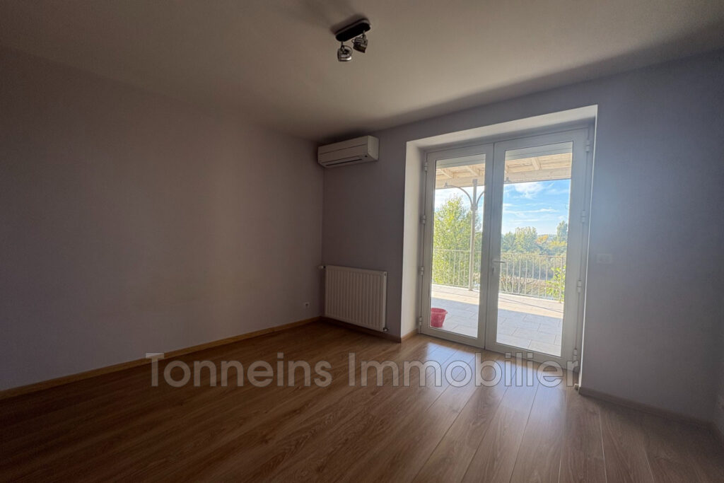 vente maison 7 Pièce(s) – 7 pièces – 4 chambres – 111.00 m²