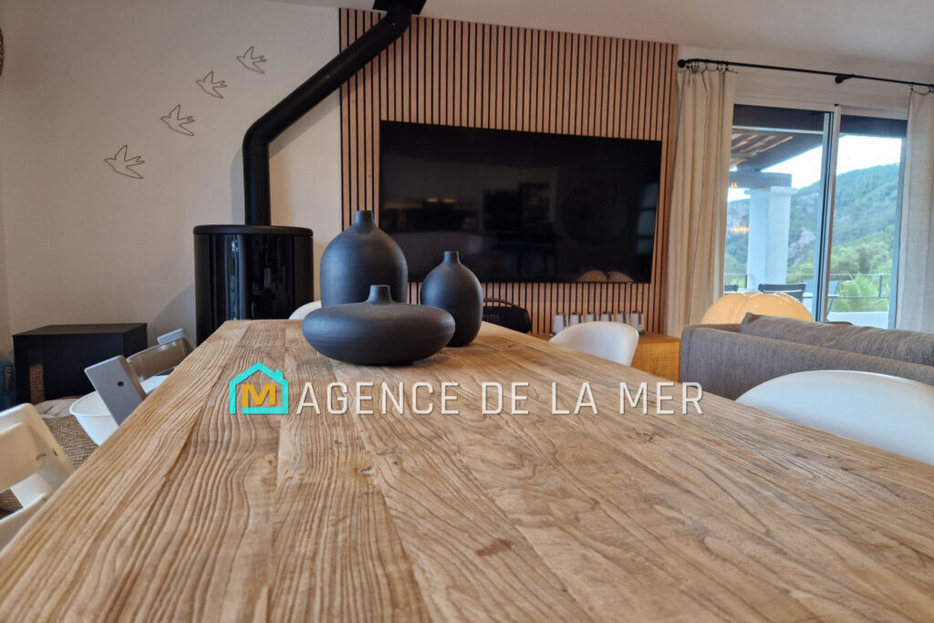 vente maison contemporaine 5 Pièce(s) – 5 pièces – 4 chambres – 130.00 m²