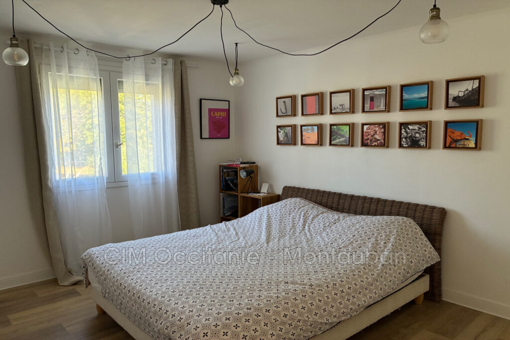 vente maison – NR pièces – 4 chambres – 220.00 m²