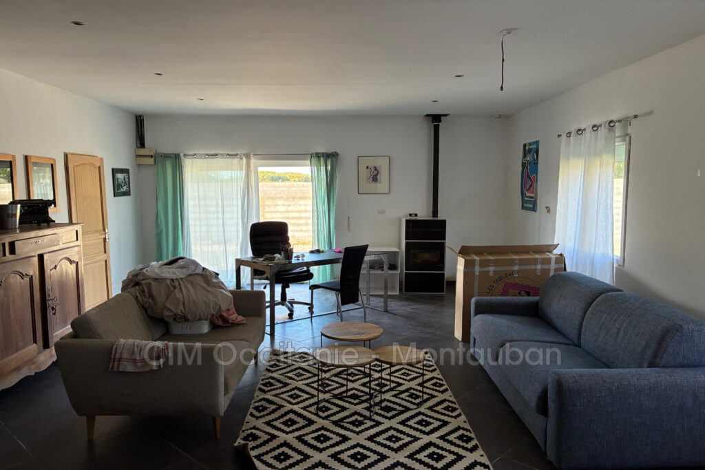 vente maison – NR pièces – 4 chambres – 220.00 m²