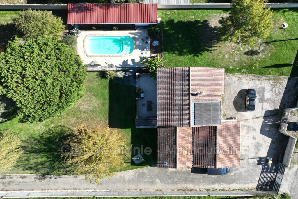 vente maison – NR pièces – 4 chambres – 220.00 m²