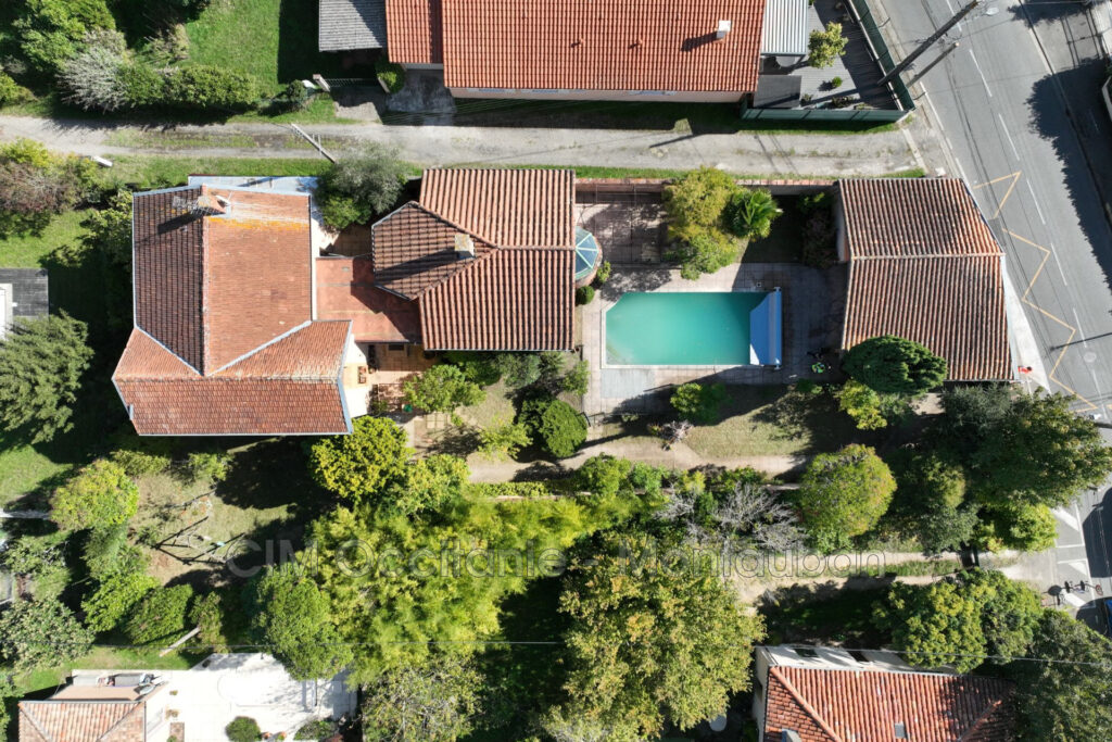 vente maison – NR pièces – 4 chambres – 216.00 m²