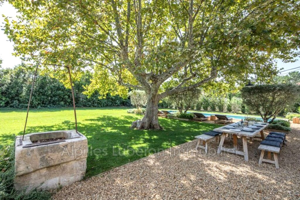 location saisonnière mas 6 Pièce(s) – 6 pièces – 4 chambres – 180.00 m²