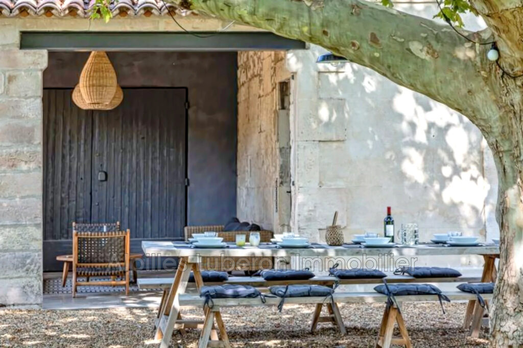 location saisonnière mas 6 Pièce(s) – 6 pièces – 4 chambres – 180.00 m²