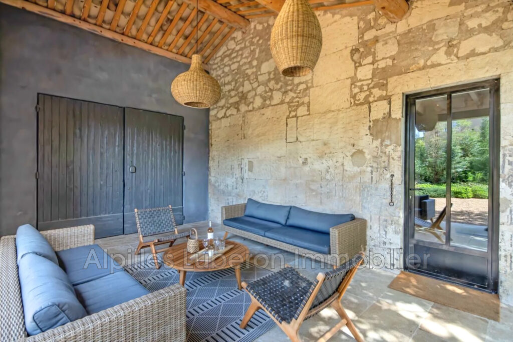 location saisonnière mas 6 Pièce(s) – 6 pièces – 4 chambres – 180.00 m²