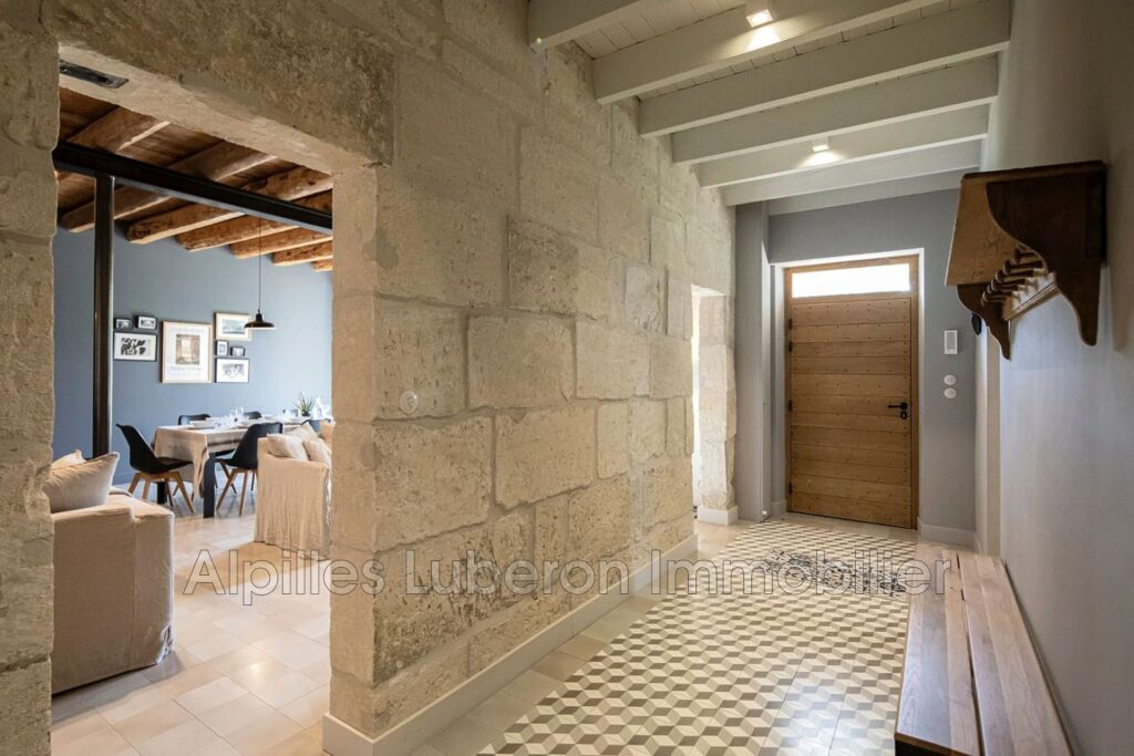 location saisonnière mas 6 Pièce(s) – 6 pièces – 4 chambres – 180.00 m²