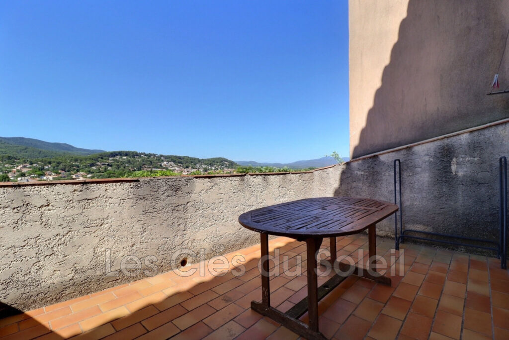 vente maison 4 Pièce(s) – 4 pièces – 2 chambres – 97.17 m²