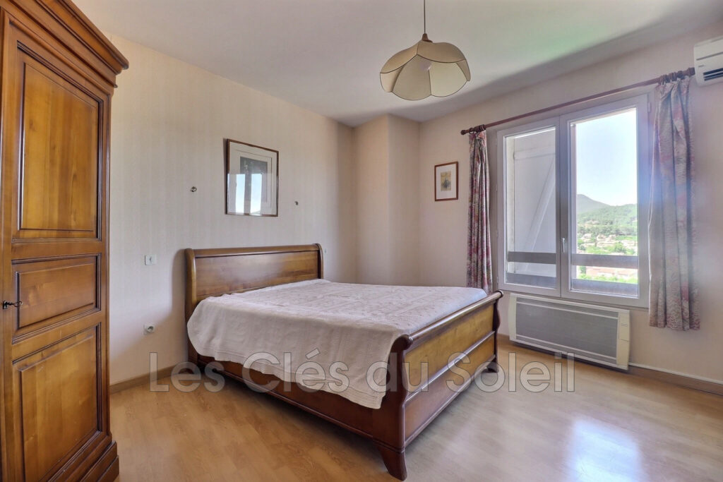 vente maison 4 Pièce(s) – 4 pièces – 2 chambres – 97.17 m²