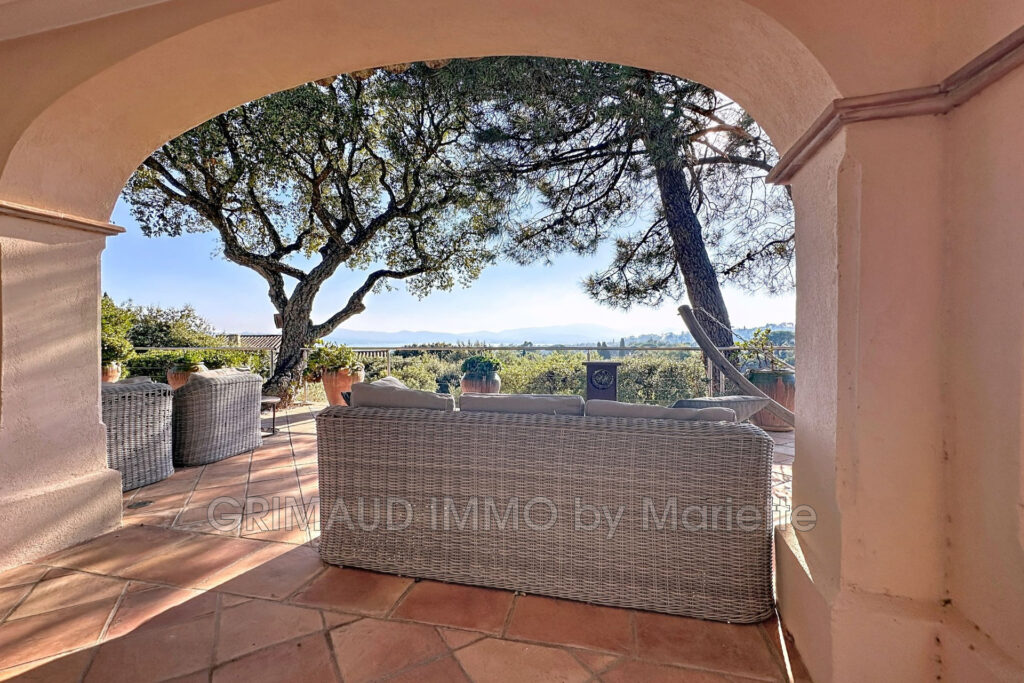 vente villa provençale 5 Pièce(s) – 5 pièces – 4 chambres – 150.00 m²