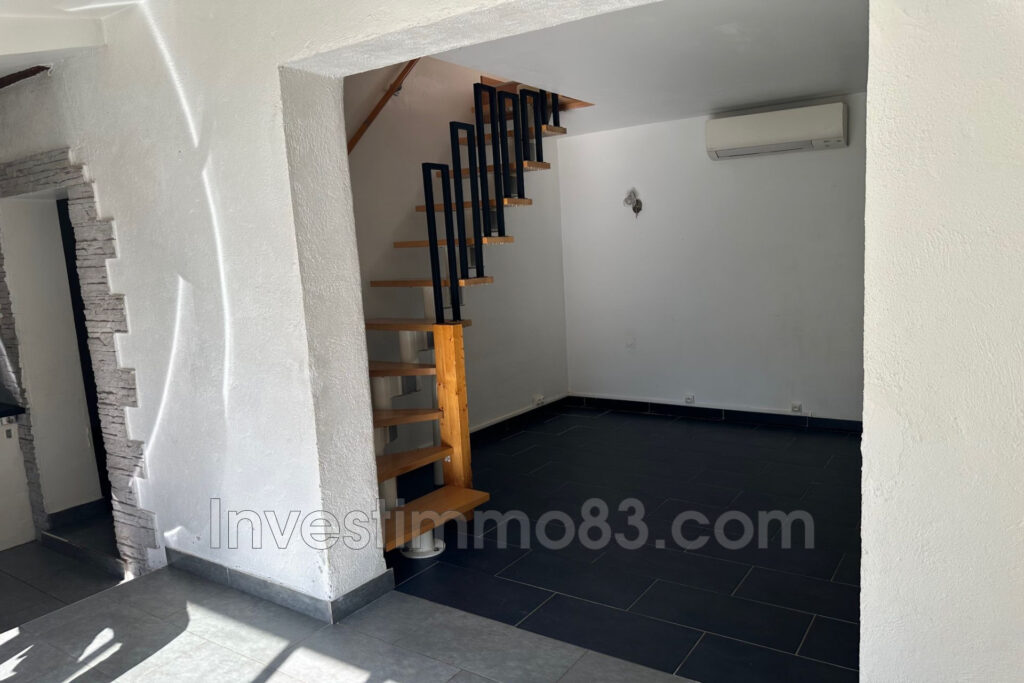 vente maison 3 Pièce(s) – 3 pièces – 2 chambres – 70.70 m²