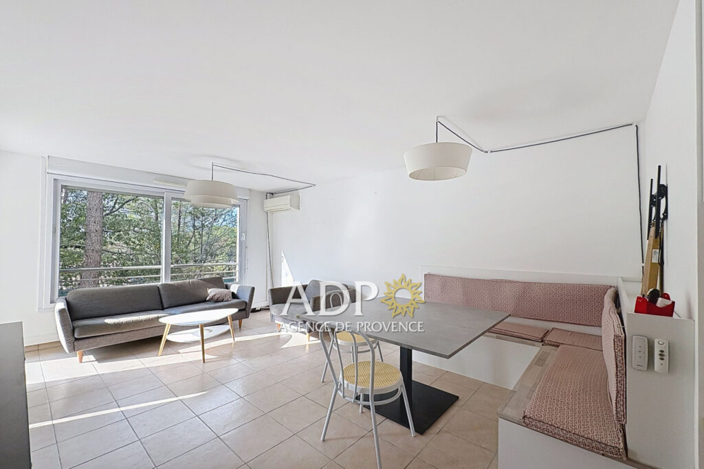 location appartement 4 Pièce(s) – 4 pièces – 3 chambres – 75.29 m²