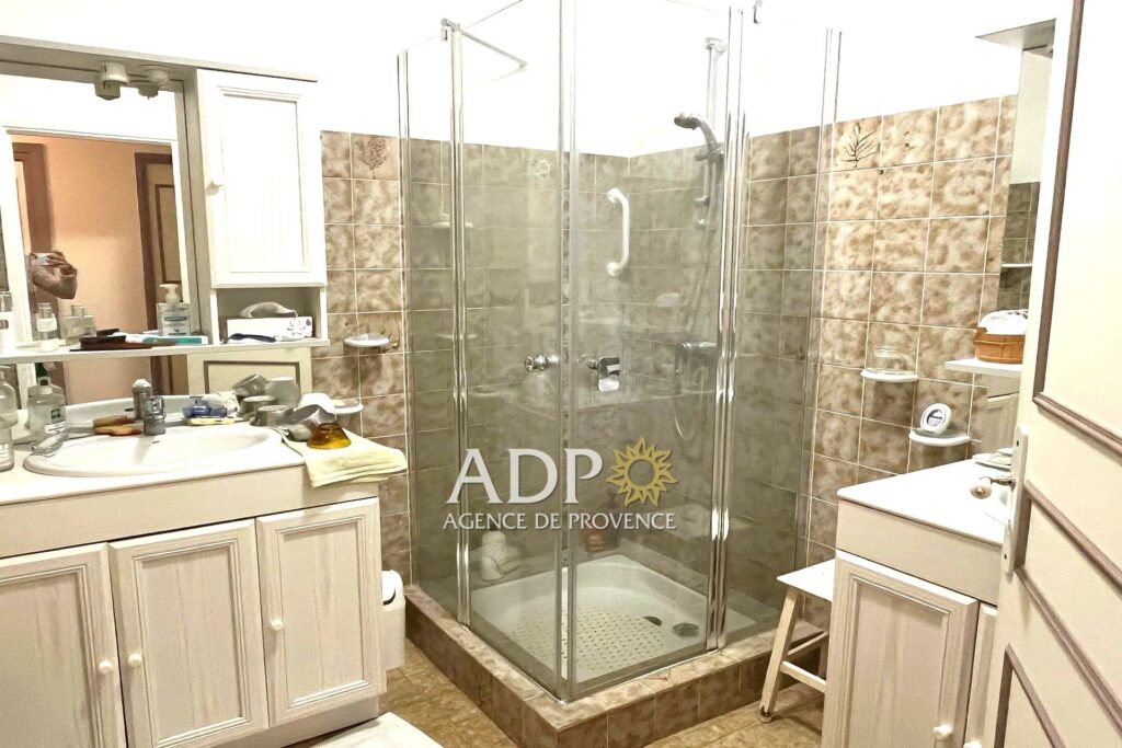 vente maison 5 Pièce(s) – 5 pièces – 4 chambres – 138.00 m²