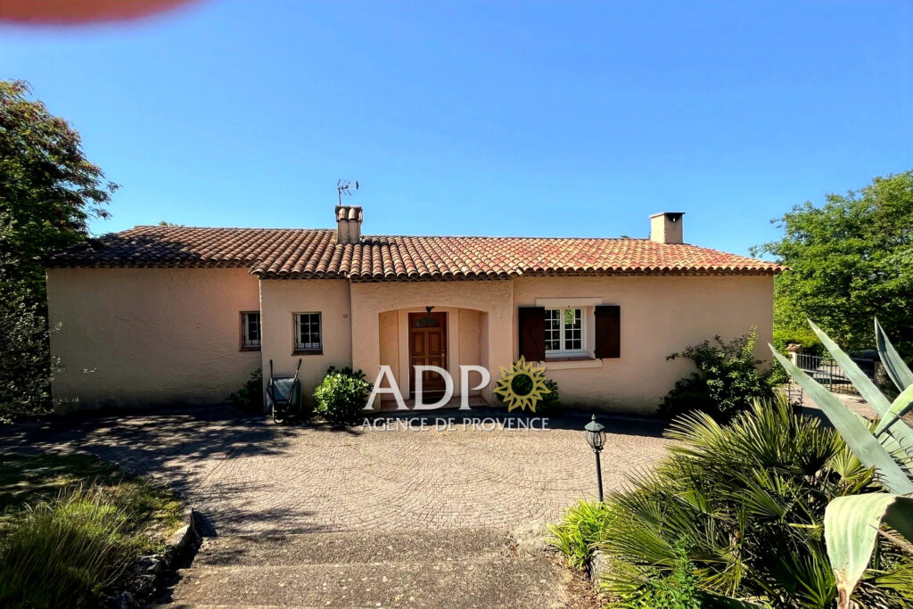 vente maison 5 Pièce(s) – 5 pièces – 4 chambres – 138.00 m²