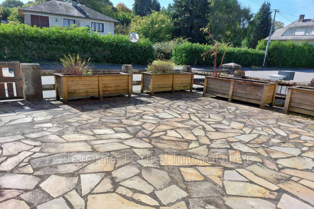 vente maison – NR pièces – 4 chambres – 120.49 m²