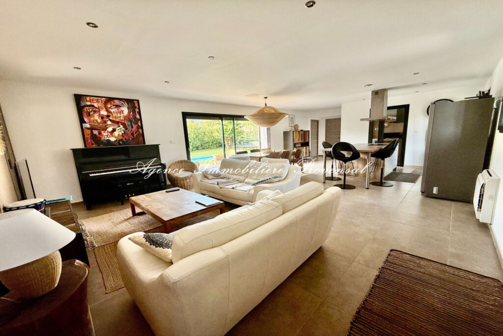 vente maison 5 Pièce(s) – 5 pièces – 4 chambres – 120.00 m²