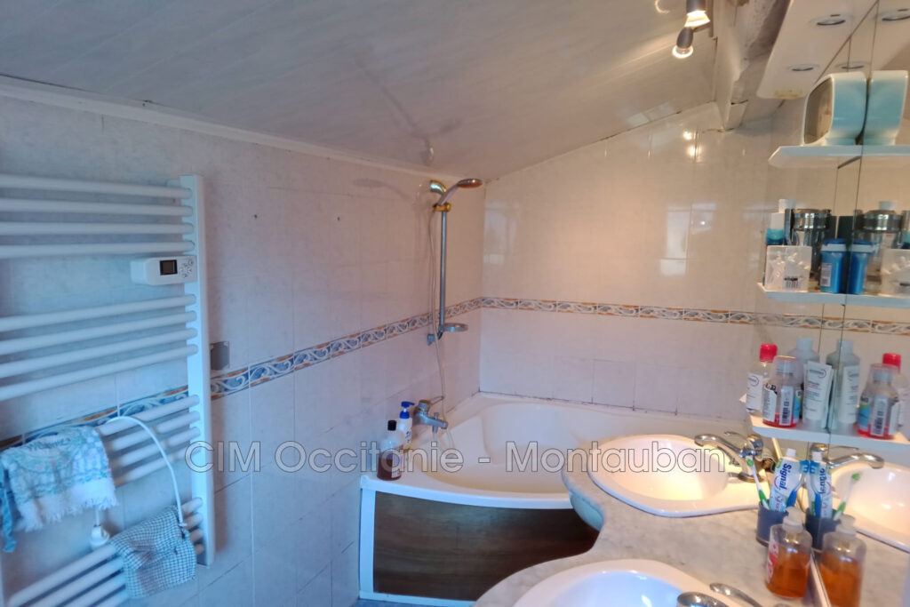 vente  – NR pièces – 3 chambres – 129.00 m²