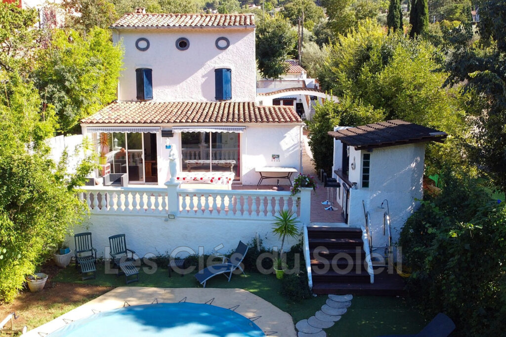 vente maison 7 Pièce(s) – 7 pièces – 4 chambres – 110.00 m²