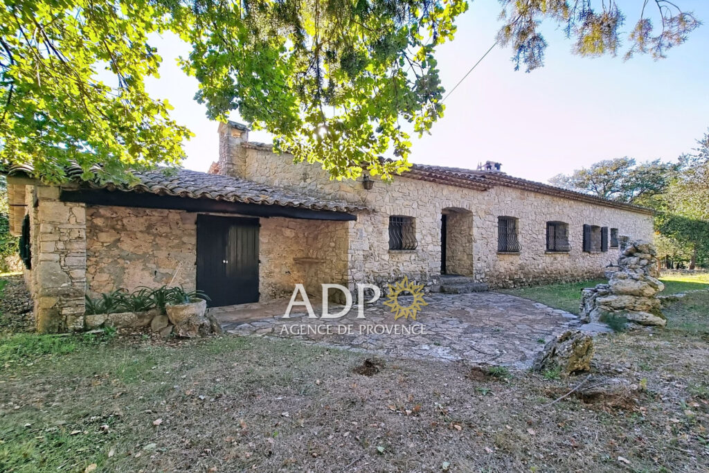 vente propriété 6 Pièce(s) – 6 pièces – 4 chambres – 180.00 m²