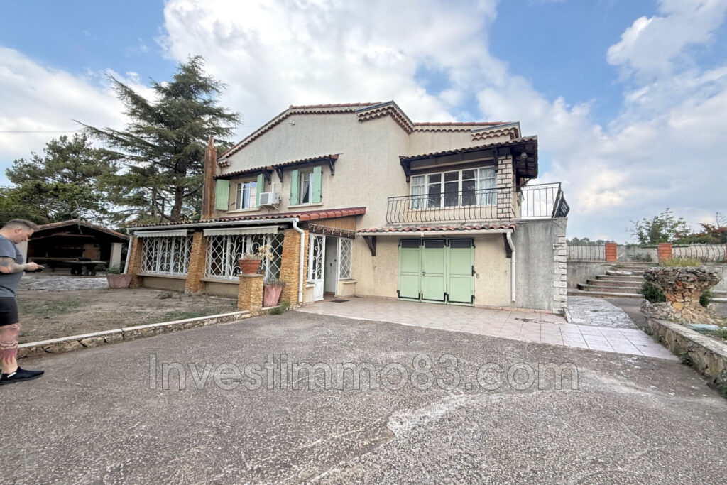 vente maison – NR pièces – 3 chambres – 82.00 m²